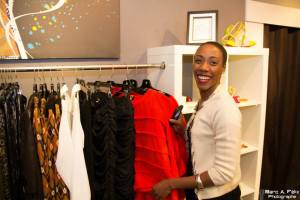 Clothilde N’Dri, de l’équipe AMA Design, fait son shopping che Nu-i by Vickie!